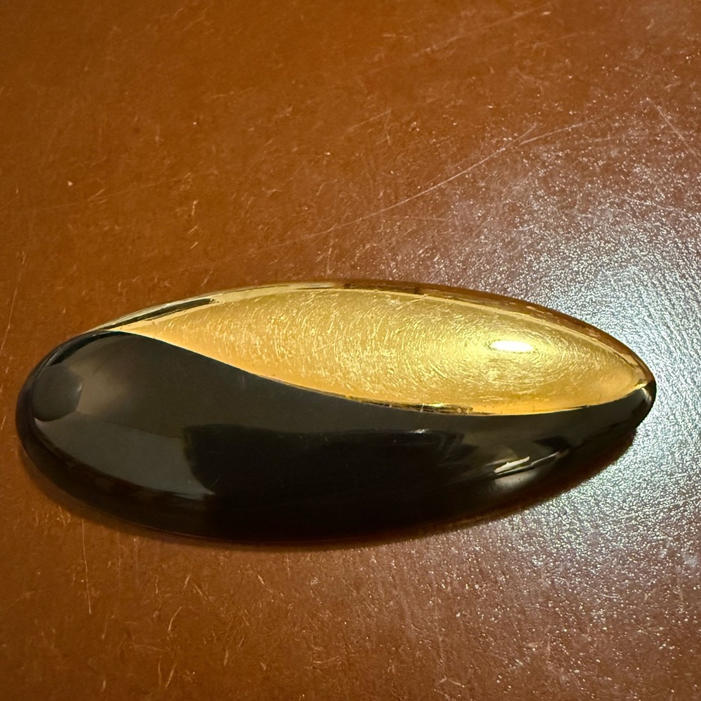 Goldtone Vintage Brooch by Monet